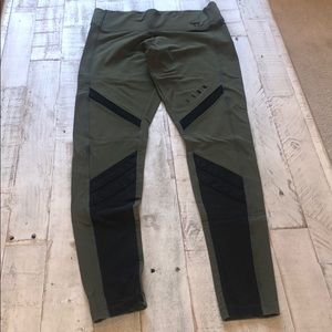 Pink Victoria’s Secret leggings